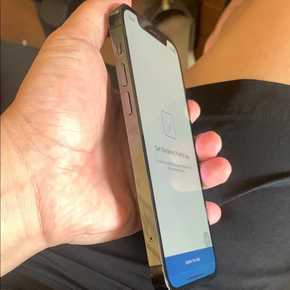 Apple Smartphone iPhone 12 Pro unlocked - Sleek Gray Finish